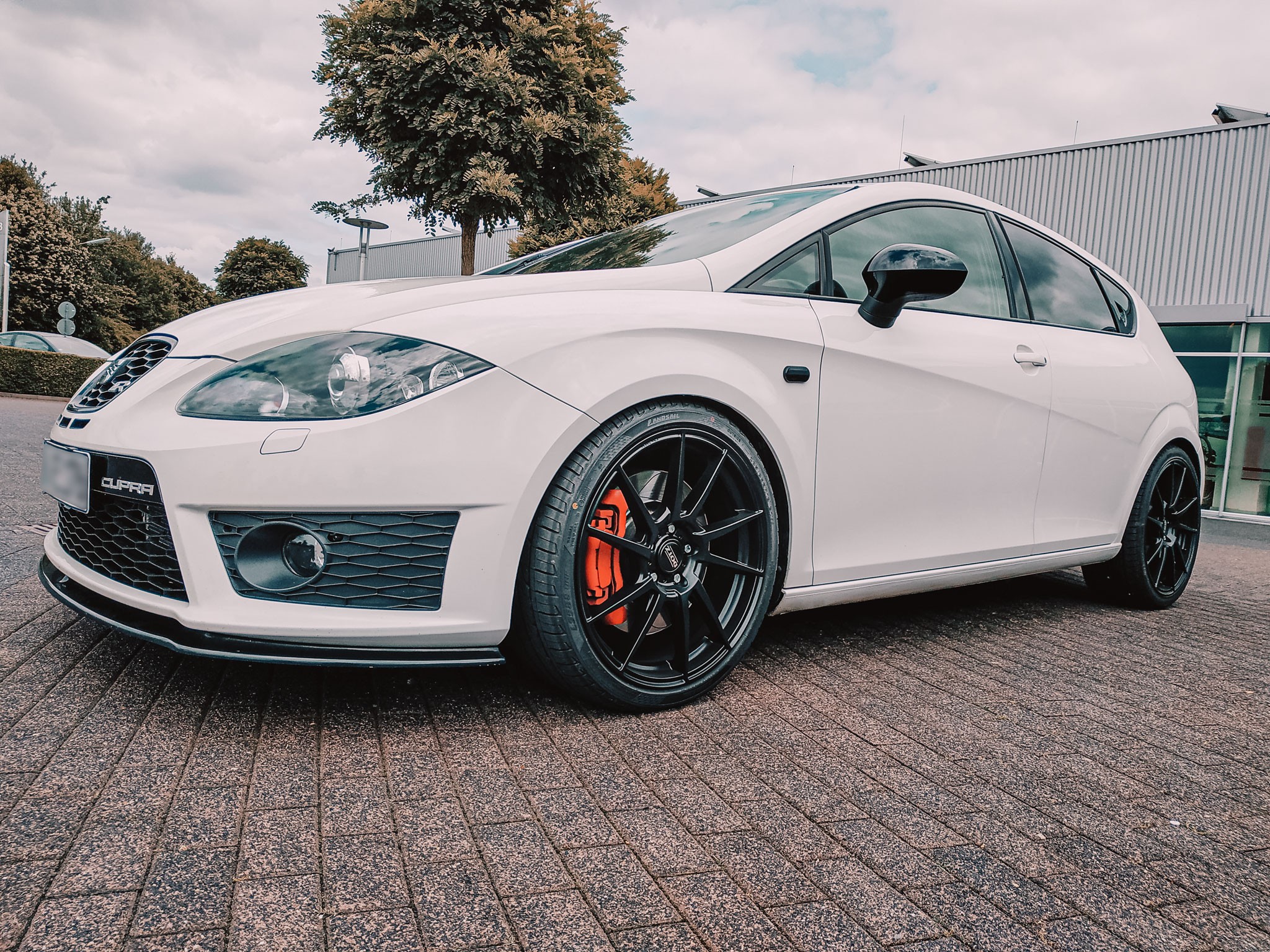 Dotz Kendo black matt - 7x17 ET35 - LK4/100 ML60.1 - RSU.de