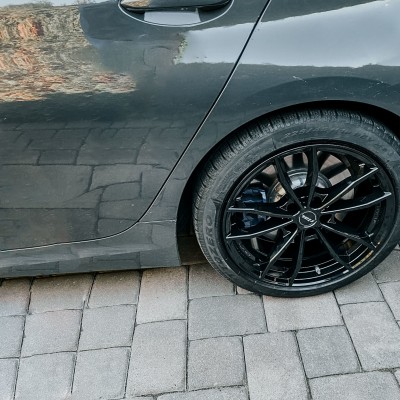 Rial X12 diamant-schwarz - 7x16 ET52 - LK5/112 ML66.5 - RSU.de