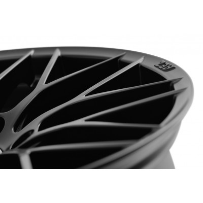 AEZ Antigua black matt - 8x18 ET20 - LK5/120 ML72.6 - RSU.de